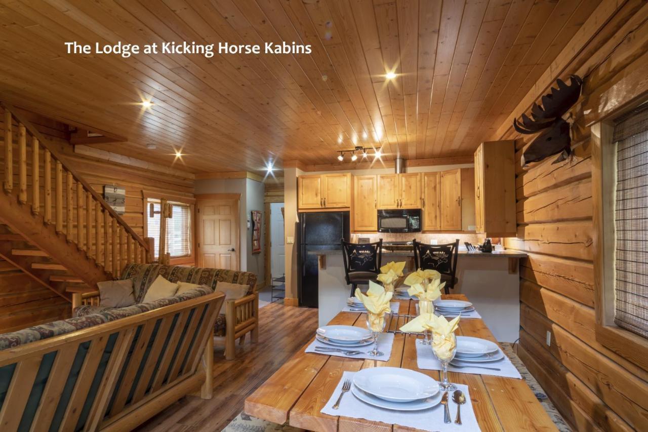 Kicking Horse Kabins Golden Esterno foto