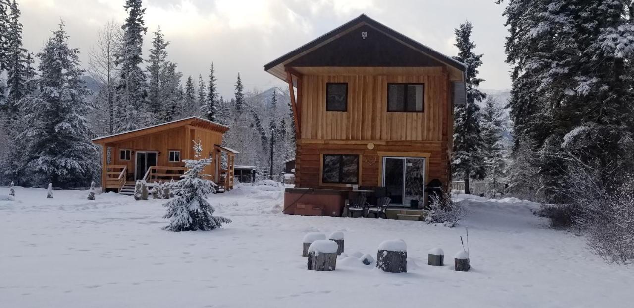 Kicking Horse Kabins Golden Esterno foto